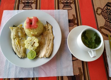 Lunch at Luquina local house.jpg