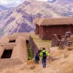 Hiking at Huchuy Qosqo in the dry season