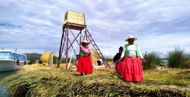 Women on a reed floating Island on Lake Titicaca