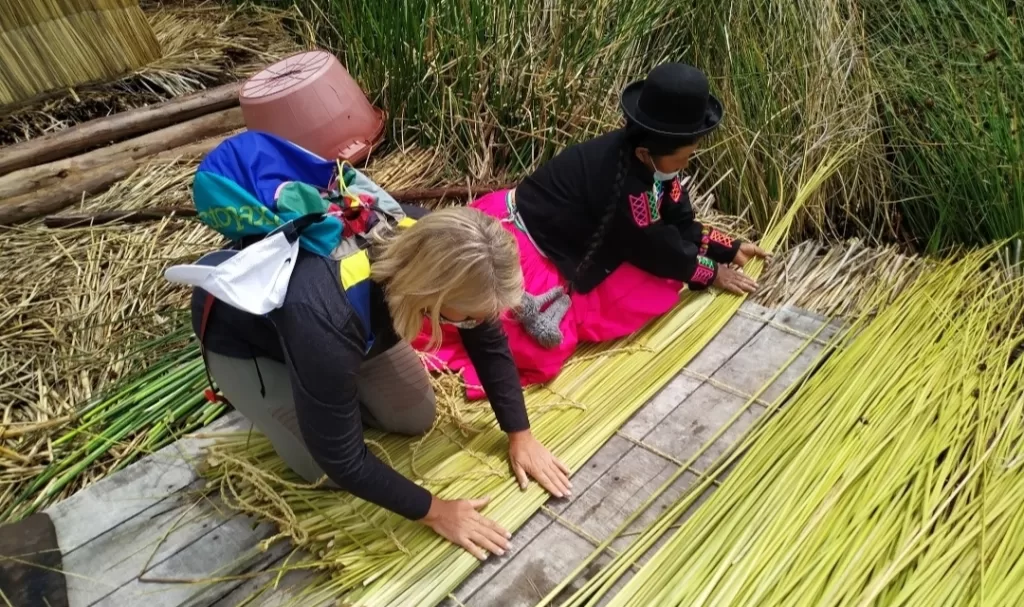 Learning how to make a hand-made reed mattress