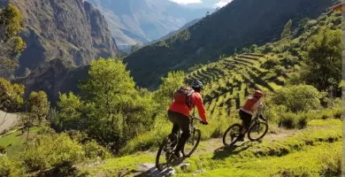 Descending the Sacred Valley