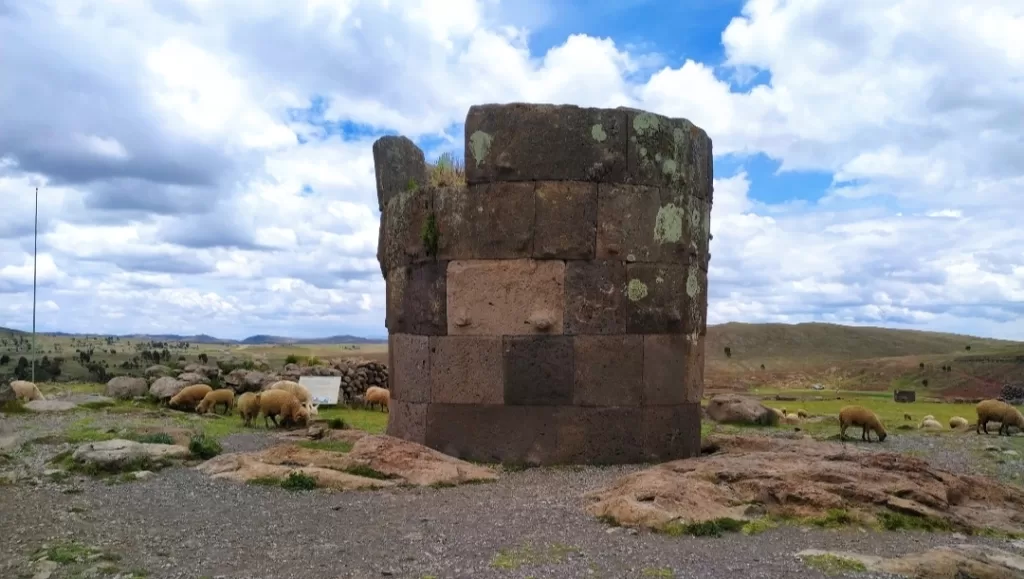 Incan funerary towers at Sillustani