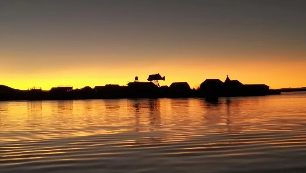 When the sun falls in Lake Titicaca