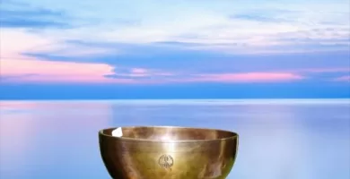 Full Moon Singing Bowl at Aramu Muru