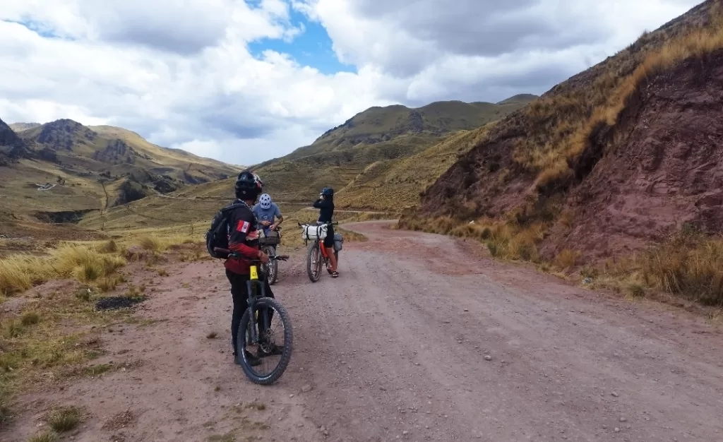 Lake Titicaca 2 Day Bike Kayak Tour