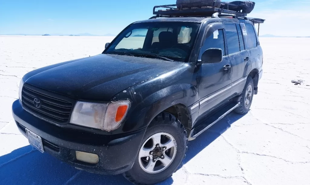 Private vehicle for the Uyuni Sunrise Tour